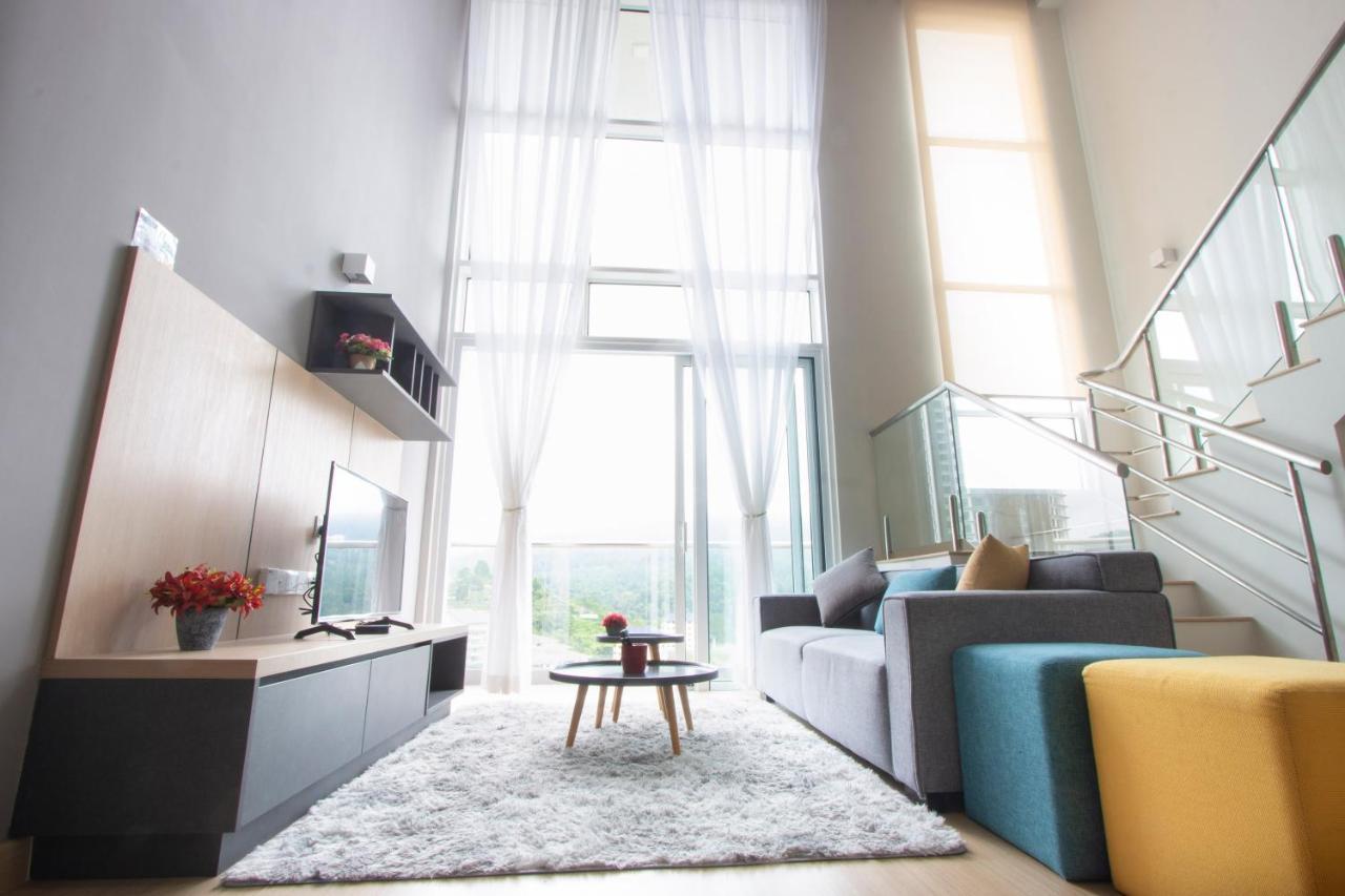 Double Story In The Sky - Genting Windmill Duplex Suite เก็นติงไฮแลนด์ ภายนอก รูปภาพ